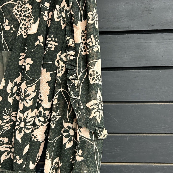 Elan Olive Floral Long Sleeve Dress - Picture 8 of 8